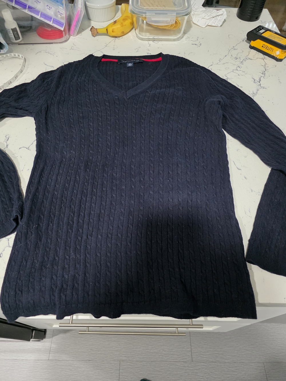 Tommy Hilfiger Women's Navy Cable-Knit V-Neck Sweater MED